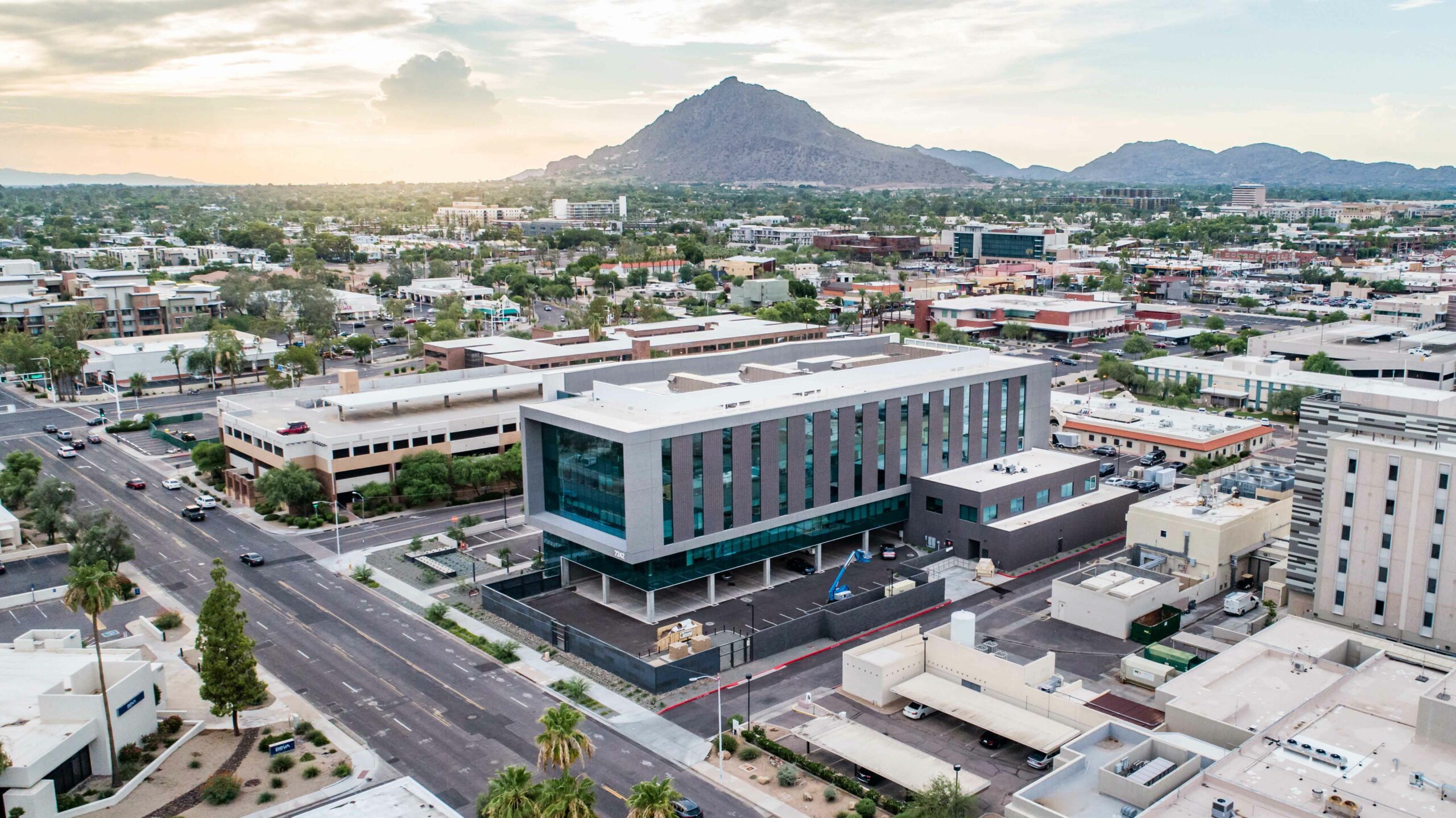 An aerial view of downtown Scottsdale, Arizona featuring HonorHealth Neurology.